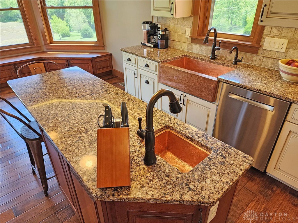 5630 Meissen Drive, Springfield, Ohio image 14