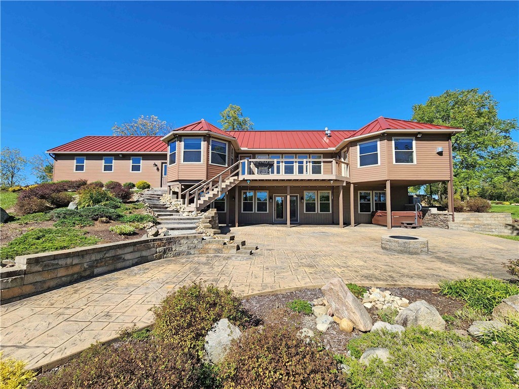 5630 Meissen Drive, Springfield, Ohio image 2