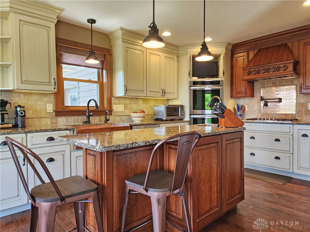 5630 Meissen Drive, Springfield, Ohio image 6