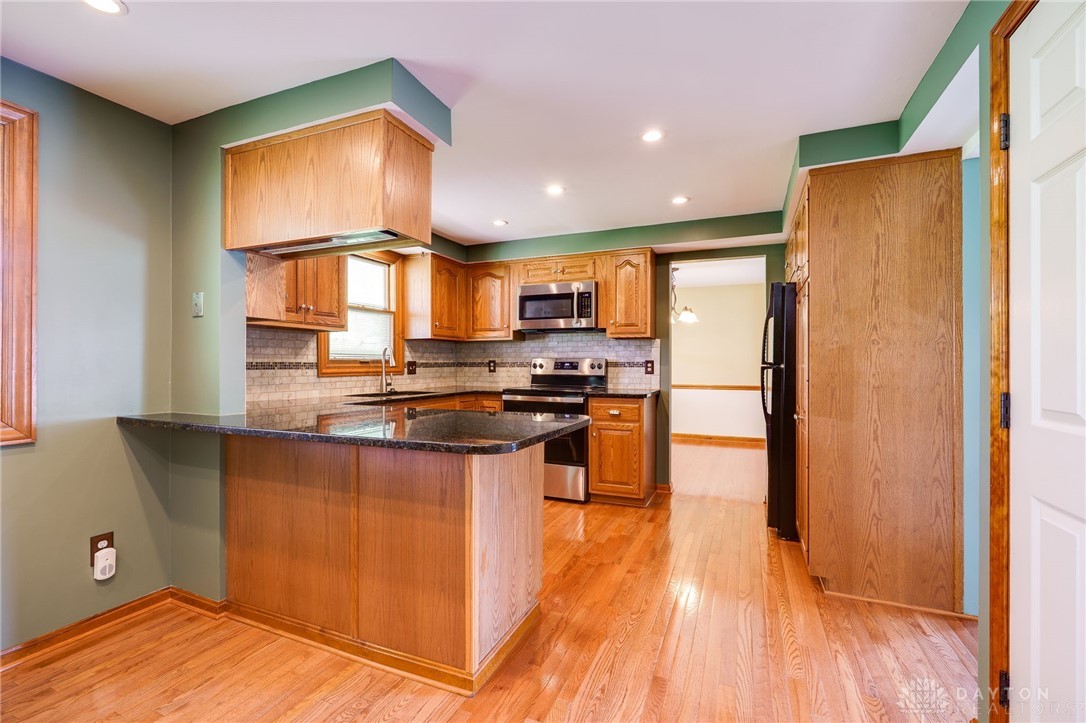 4479 E Helenwood Drive, Beavercreek, Ohio image 14