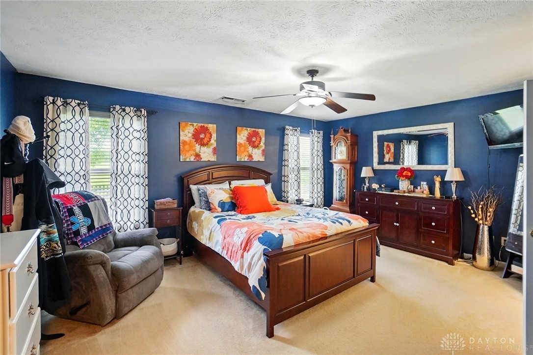 1248 Kern Drive, Germantown, Ohio image 25