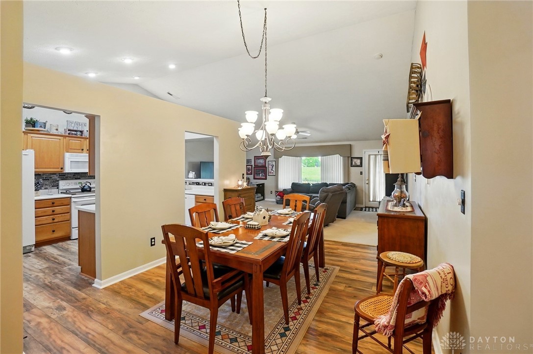 1248 Kern Drive, Germantown, Ohio image 10