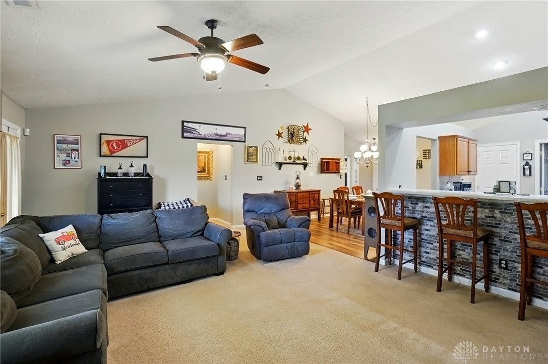 1248 Kern Drive, Germantown, Ohio image 18