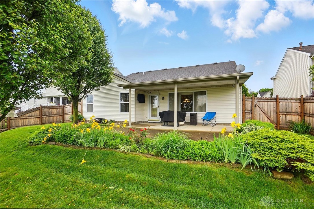 1248 Kern Drive, Germantown, Ohio image 5