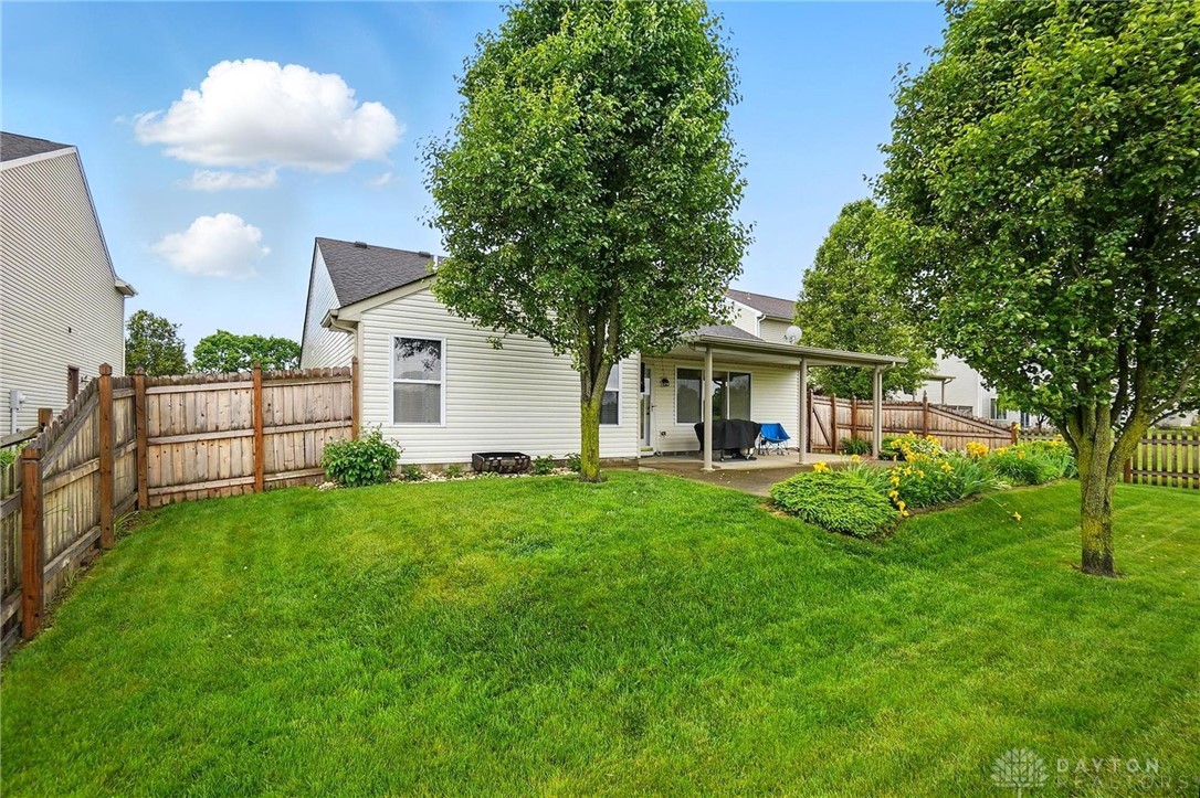 1248 Kern Drive, Germantown, Ohio image 4