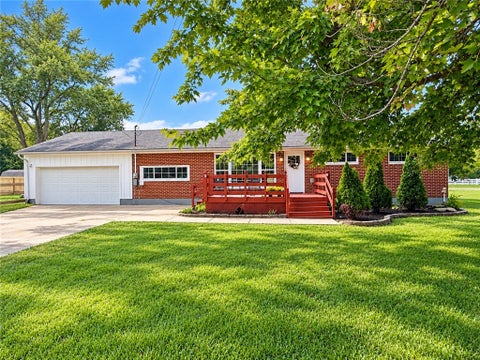 Homes For Sale - 3337 Crestview Avenue<br/> Clearcreek Twp, OH 45036