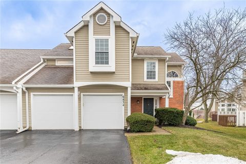 Photo of 6834 Cedar Cove Drive, Centerville, OH 45459 (MLS # 952144)