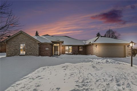 Photo of 9823 Scotch Pine Drive, Springboro, OH 45066 (MLS # 951287)