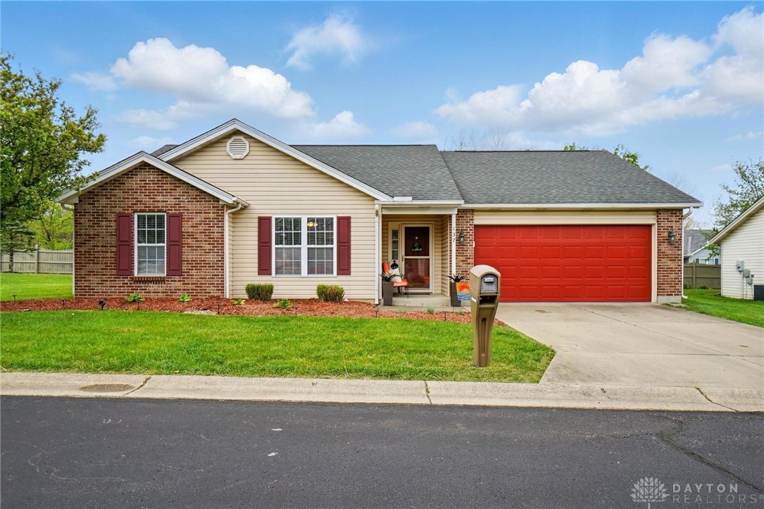 137 Sweet Gum Drive, Hamilton, Ohio image 1