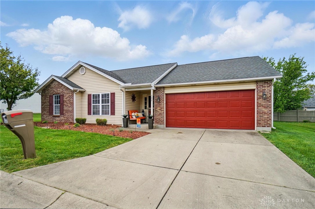 137 Sweet Gum Drive, Hamilton, Ohio image 2