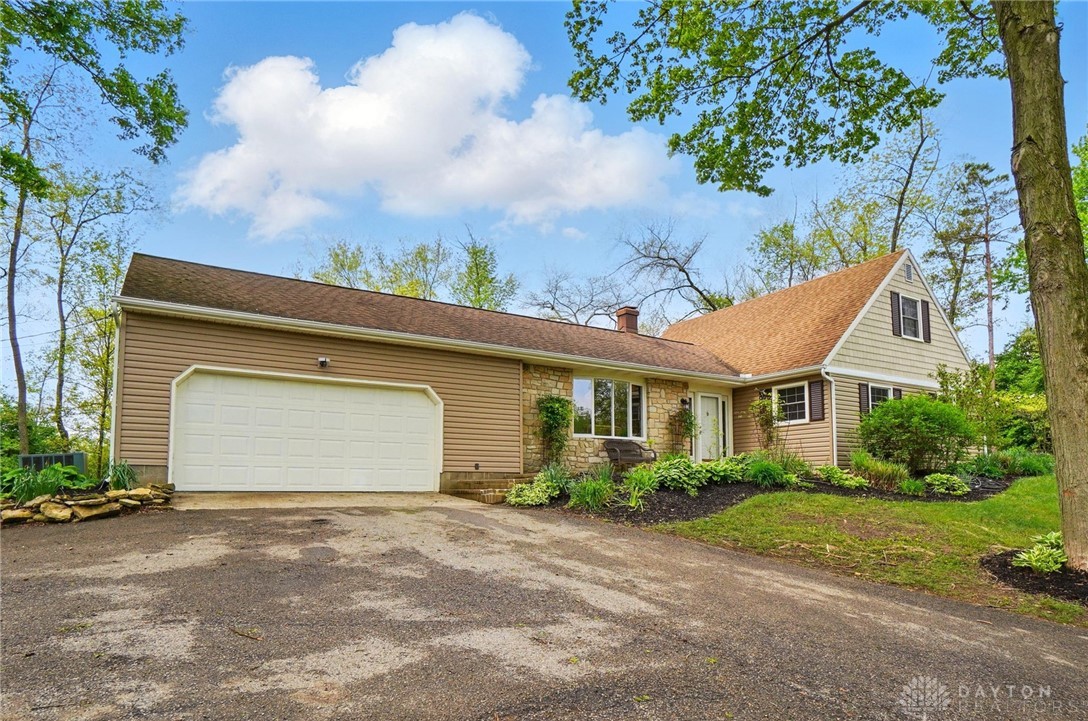 3877 St Paris Pike, Springfield, Ohio image 6