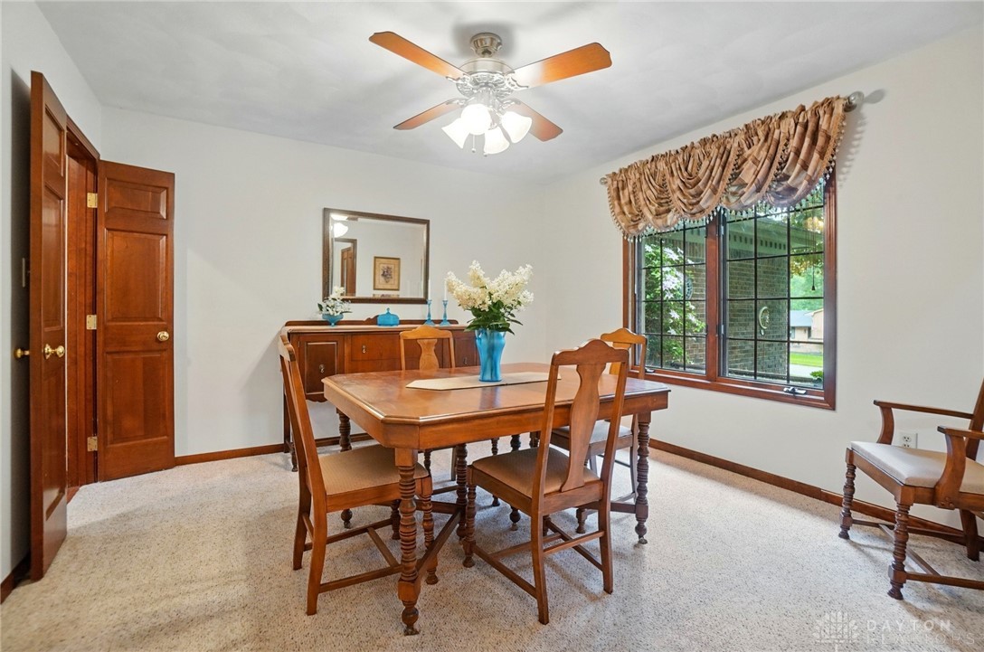 2954 Stauffer Drive, Beavercreek, Ohio image 12