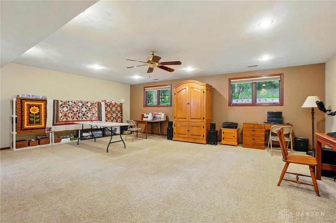 2954 Stauffer Drive, Beavercreek, Ohio image 27