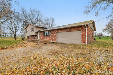 Photo of 250 Chamberlain Road, Franklin, OH 45005 (MLS # 946181)