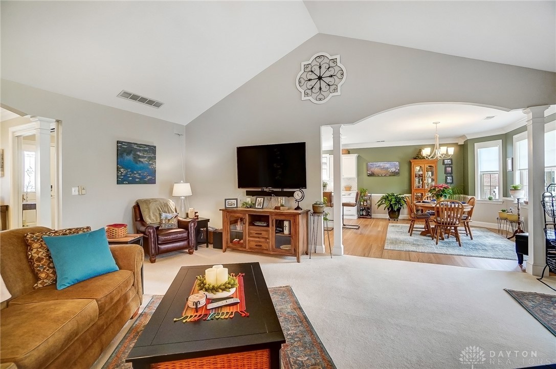 2820 Parkwood Drive, Troy, Ohio image 14