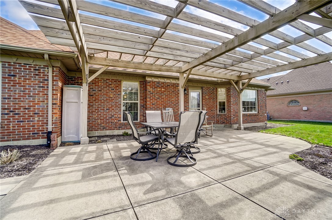 2820 Parkwood Drive, Troy, Ohio image 50