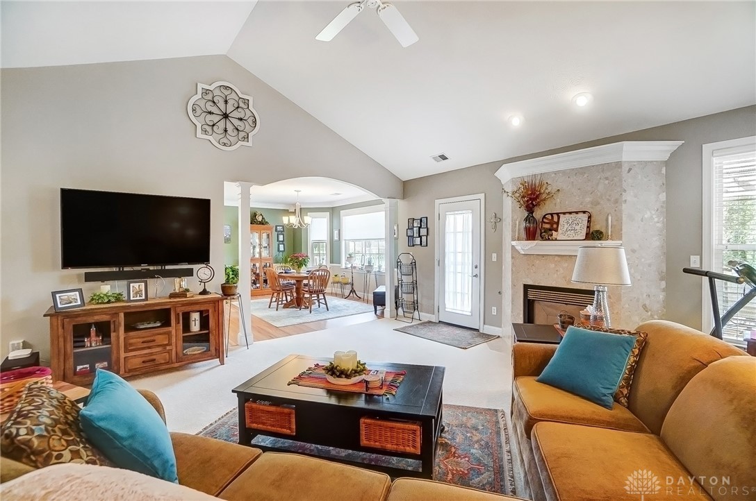 2820 Parkwood Drive, Troy, Ohio image 15