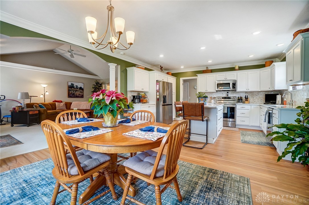 2820 Parkwood Drive, Troy, Ohio image 19