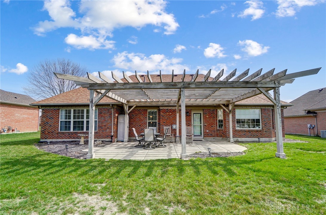 2820 Parkwood Drive, Troy, Ohio image 48