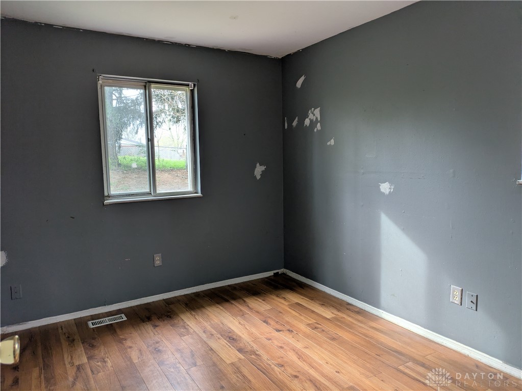 1329 Lee Road, Troy, Ohio image 10