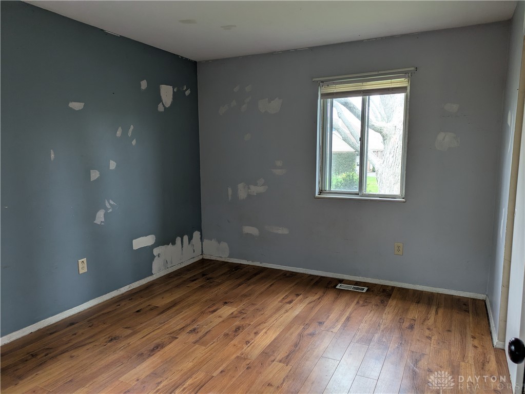 1329 Lee Road, Troy, Ohio image 11