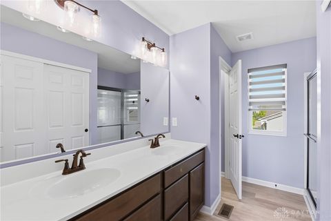 Tiny photo for 2521 Leonardo Way, Franklin, OH 45005 (MLS # 945833)