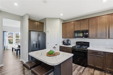 Tiny photo for 2521 Leonardo Way, Franklin, OH 45005 (MLS # 945833)