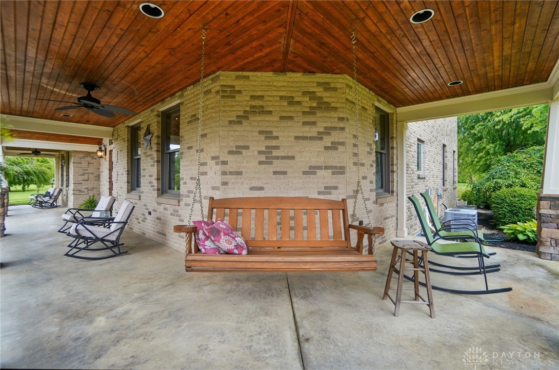 2429 Passage Key Trail, Xenia, Ohio image 11