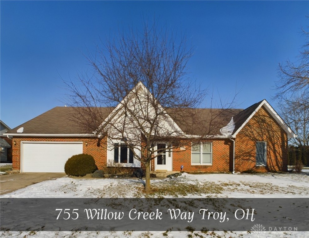 755 Willow Creek Way, Troy, Ohio image 1