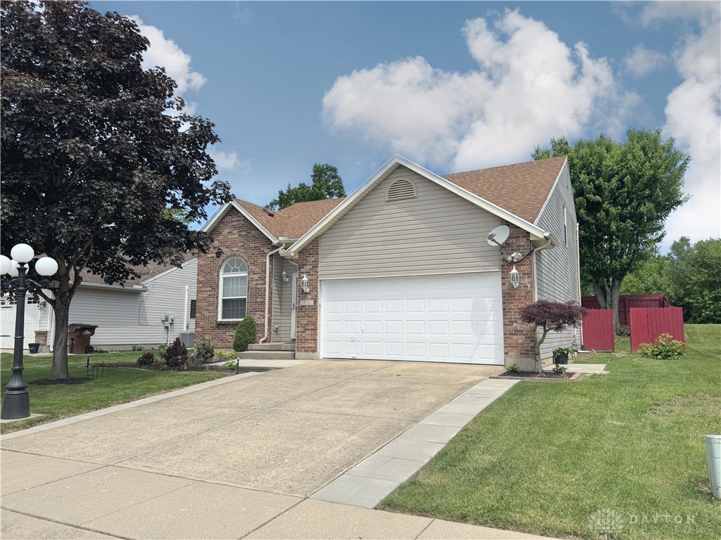 232 Choctaw Circle, Franklin, Ohio image 3