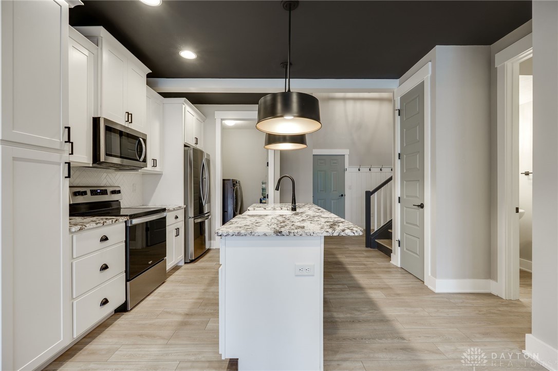 Beavercreek, Ohio 45430, United States, 2 Bedrooms Bedrooms, ,3 BathroomsBathrooms,Residential,Active,201028