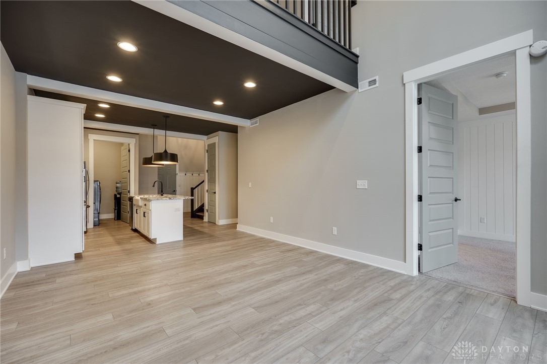 Beavercreek, Ohio 45430, United States, 2 Bedrooms Bedrooms, ,3 BathroomsBathrooms,Residential,Active,201028