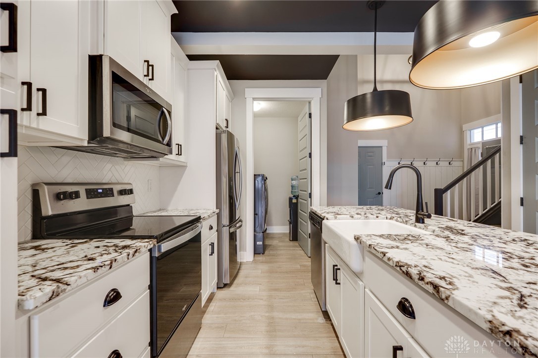 Beavercreek, Ohio 45430, United States, 2 Bedrooms Bedrooms, ,3 BathroomsBathrooms,Residential,Active,201028