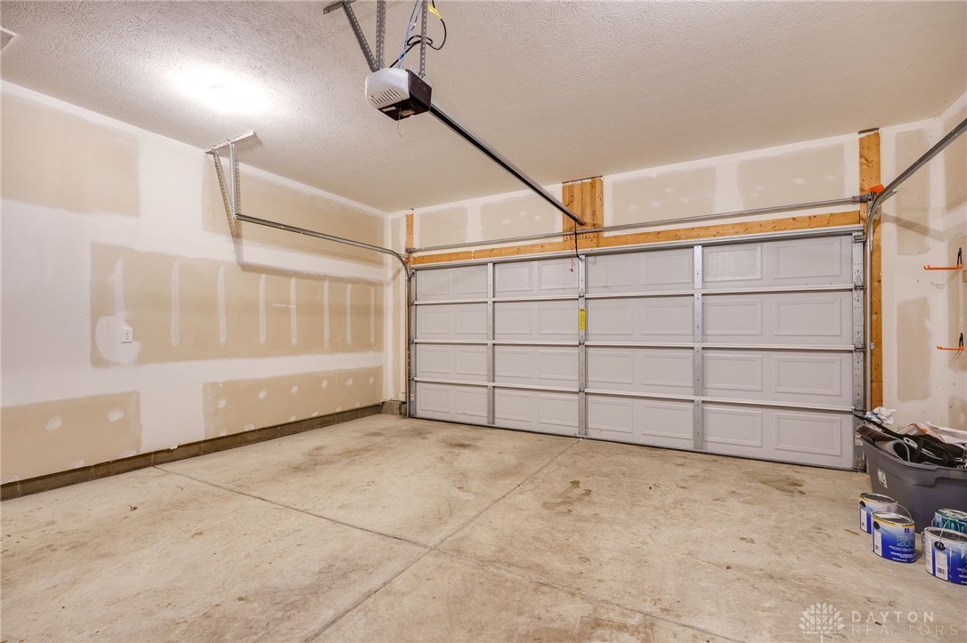 Beavercreek, Ohio 45430, United States, 2 Bedrooms Bedrooms, ,3 BathroomsBathrooms,Residential,Active,201028