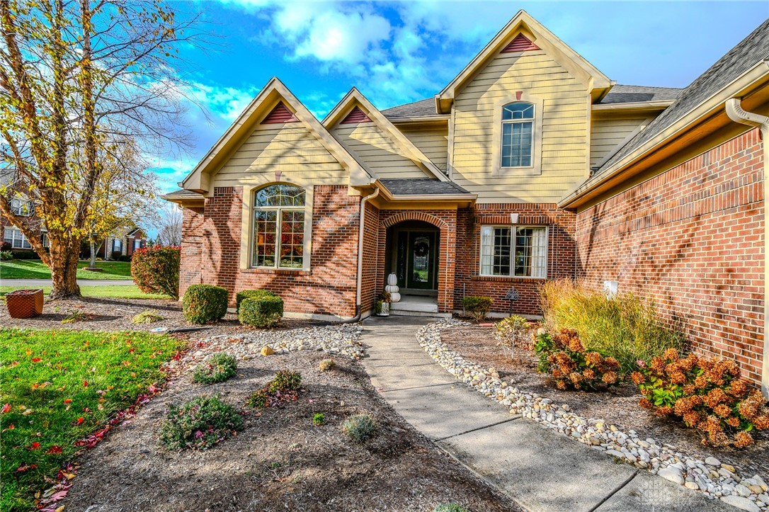 10 Royal Highlands Drive, Springboro, Ohio image 2