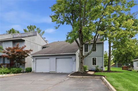 Condo For Sale - 7545 Welsley Trace<br/> West Chester, OH 45069