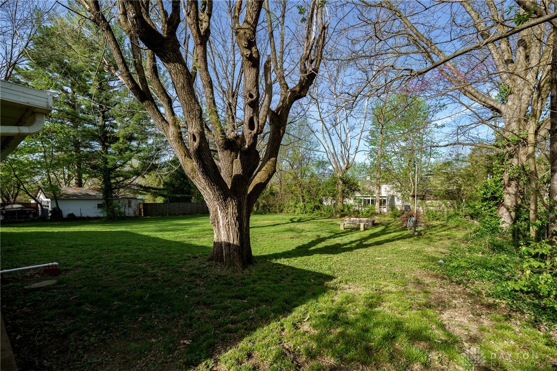 1661 N Central Drive, Beavercreek, Ohio image 9