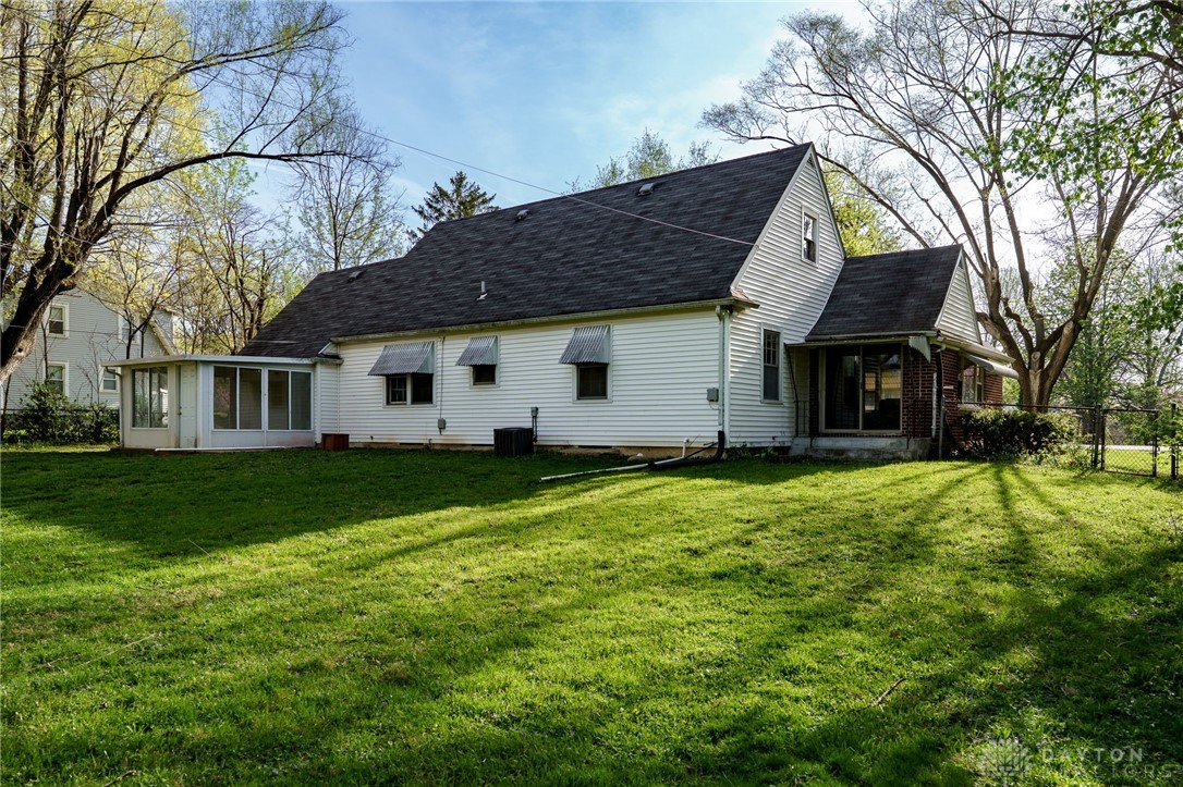 1661 N Central Drive, Beavercreek, Ohio image 12