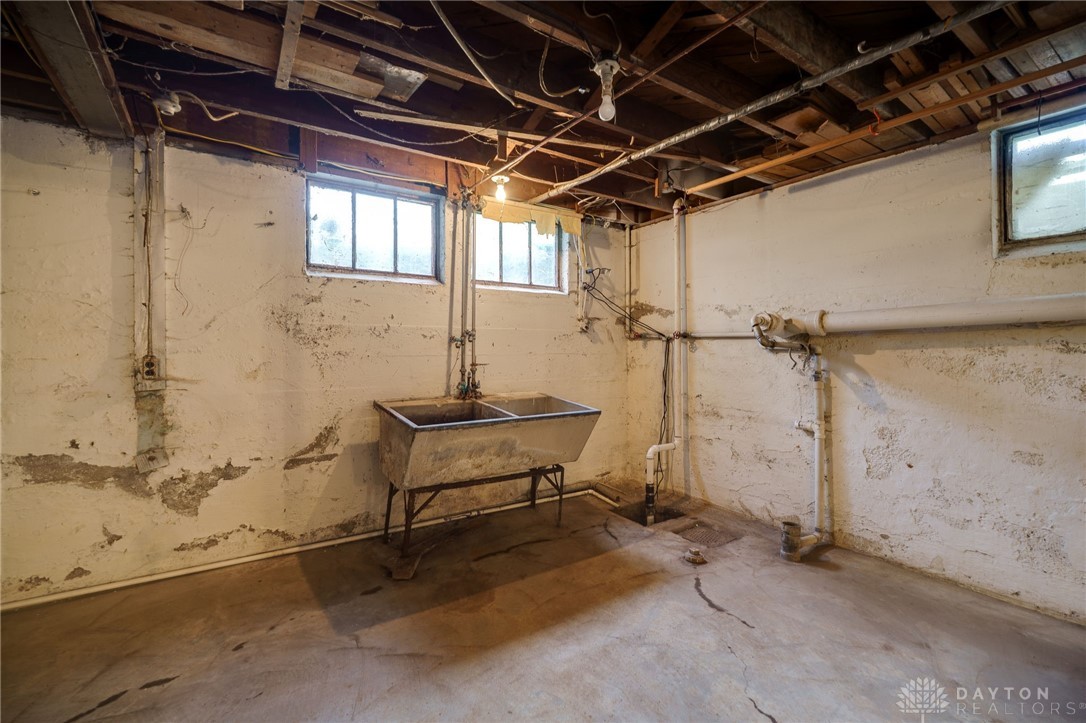 1661 N Central Drive, Beavercreek, Ohio image 43