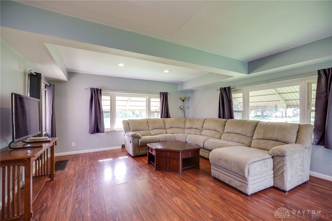 1661 N Central Drive, Beavercreek, Ohio image 25