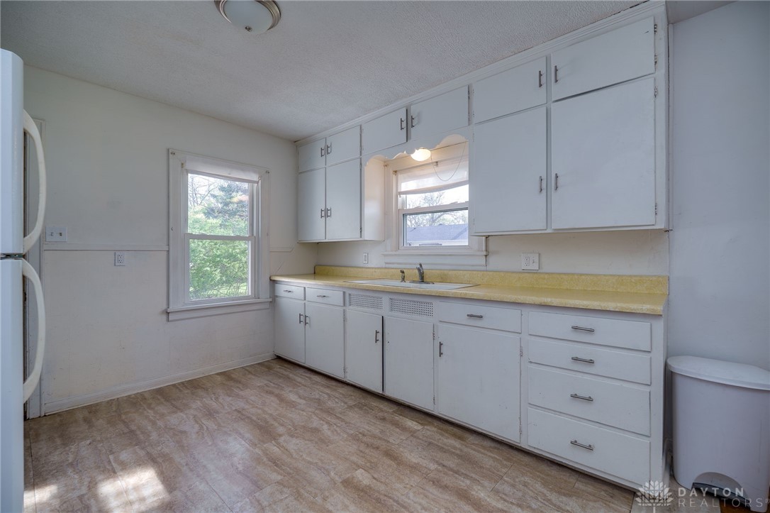 1661 N Central Drive, Beavercreek, Ohio image 37