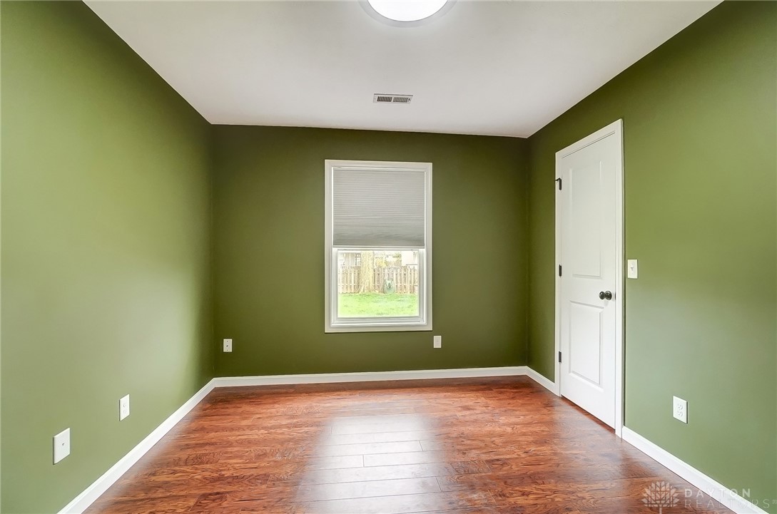 1701 Farrington Drive, Kettering, Ohio image 33