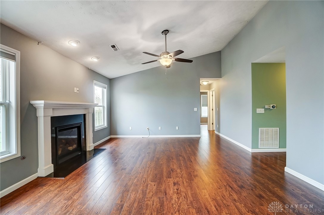 1701 Farrington Drive, Kettering, Ohio image 10