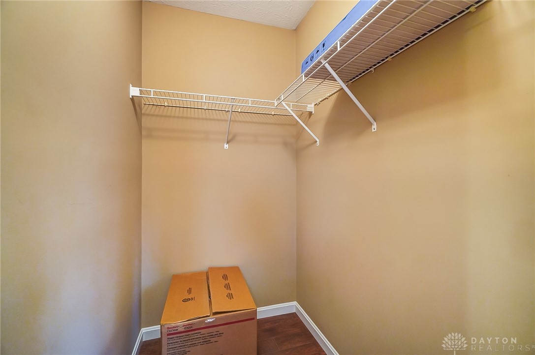 1701 Farrington Drive, Kettering, Ohio image 41
