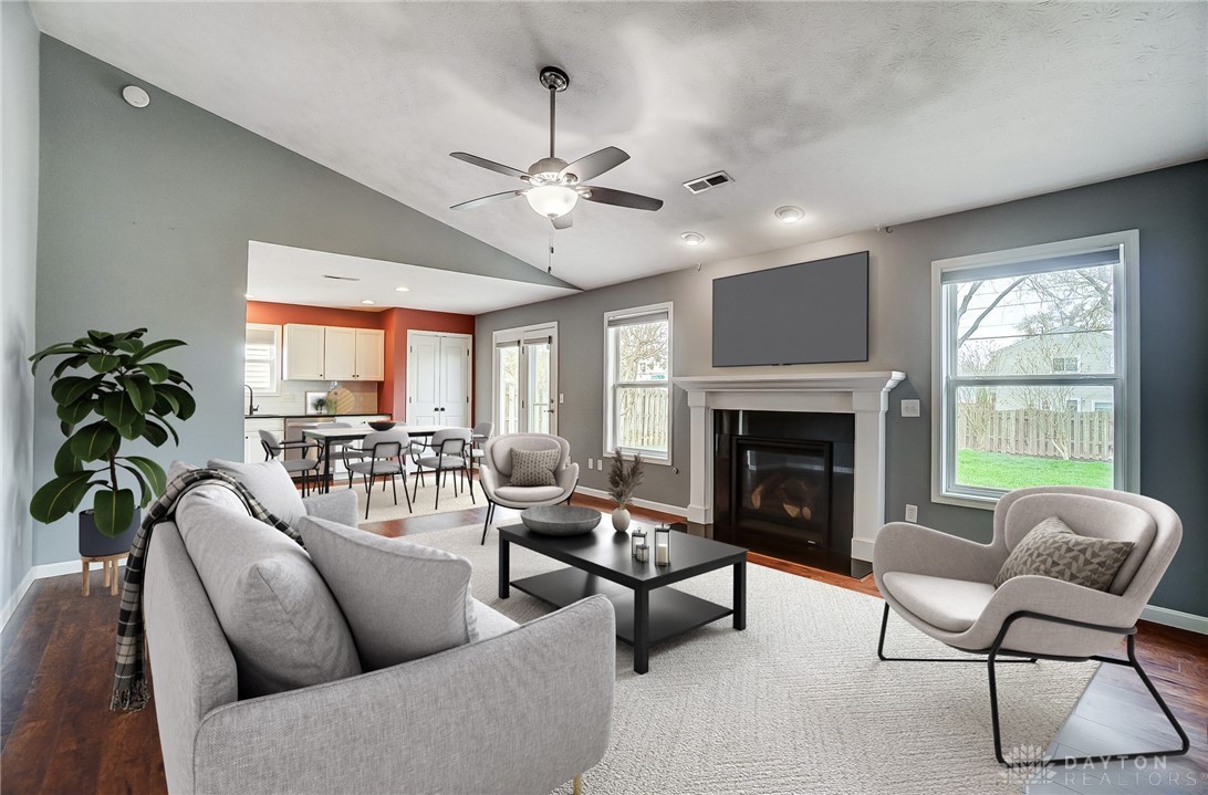 1701 Farrington Drive, Kettering, Ohio image 6