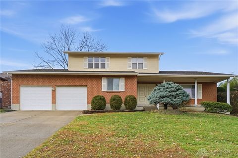 Photo of 4430 Stratford Drive, Middletown, OH 45042 (MLS # 949423)