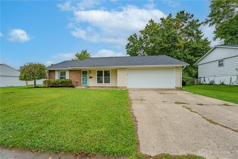 Homes For Sale - 424 Gregory Court<br/> Lebanon, OH 45036