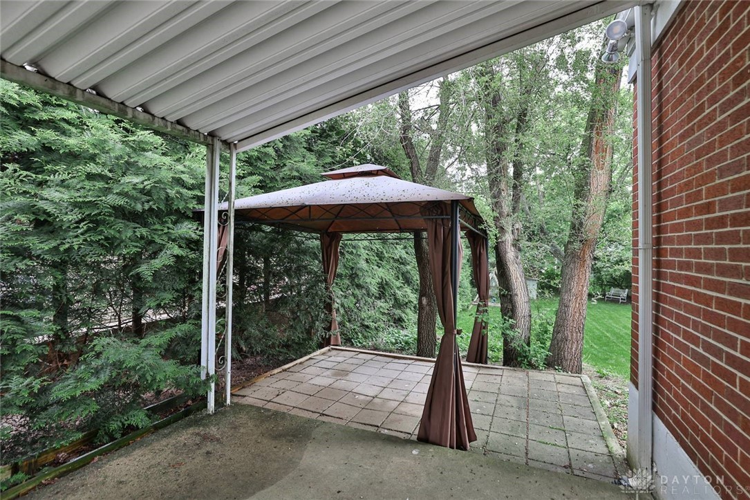 407 Claranna Avenue, Oakwood, Ohio image 32