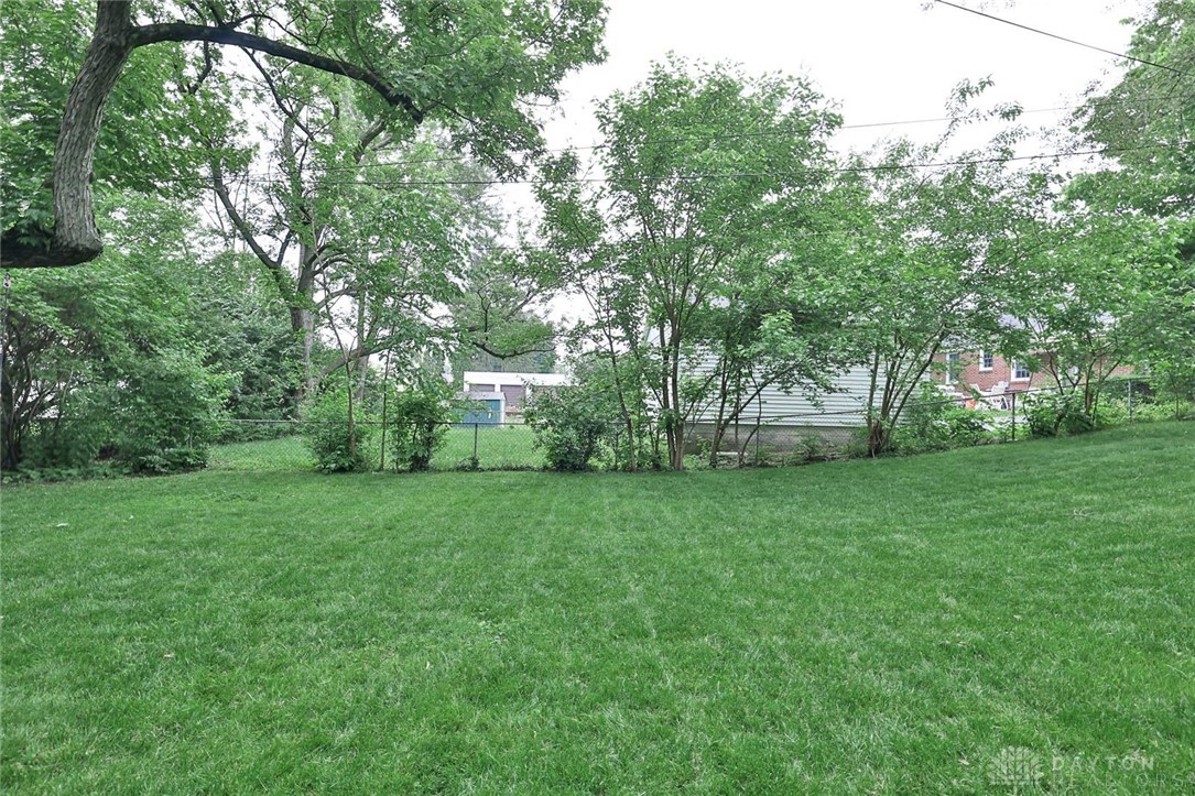 407 Claranna Avenue, Oakwood, Ohio image 36