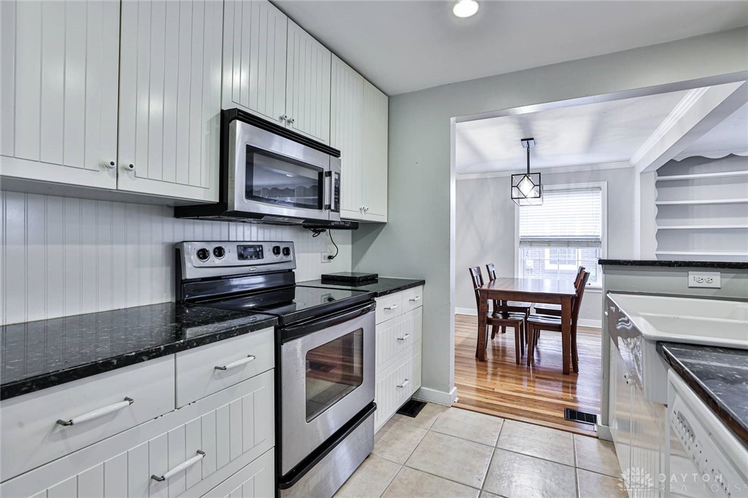 407 Claranna Avenue, Oakwood, Ohio image 15